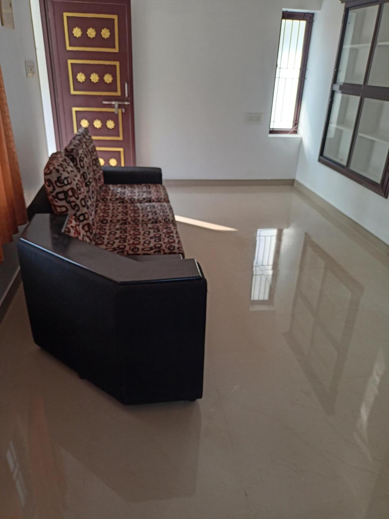 Space Villa Homestay Irimbranallur Dış mekan fotoğraf