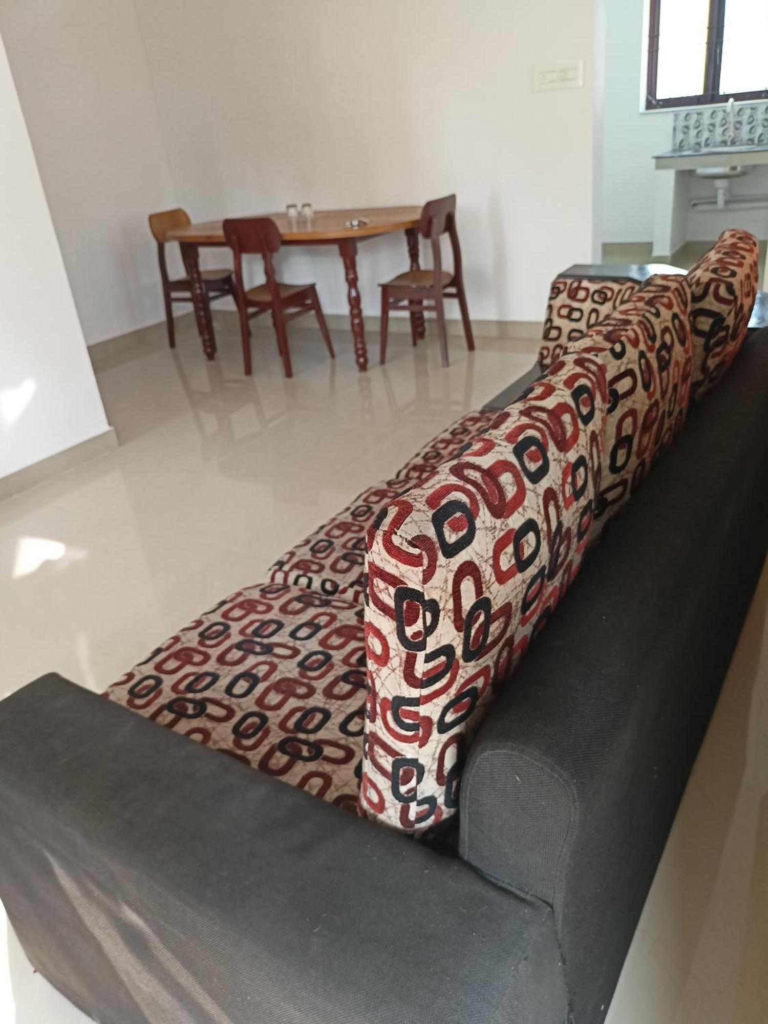 Space Villa Homestay Irimbranallur Dış mekan fotoğraf