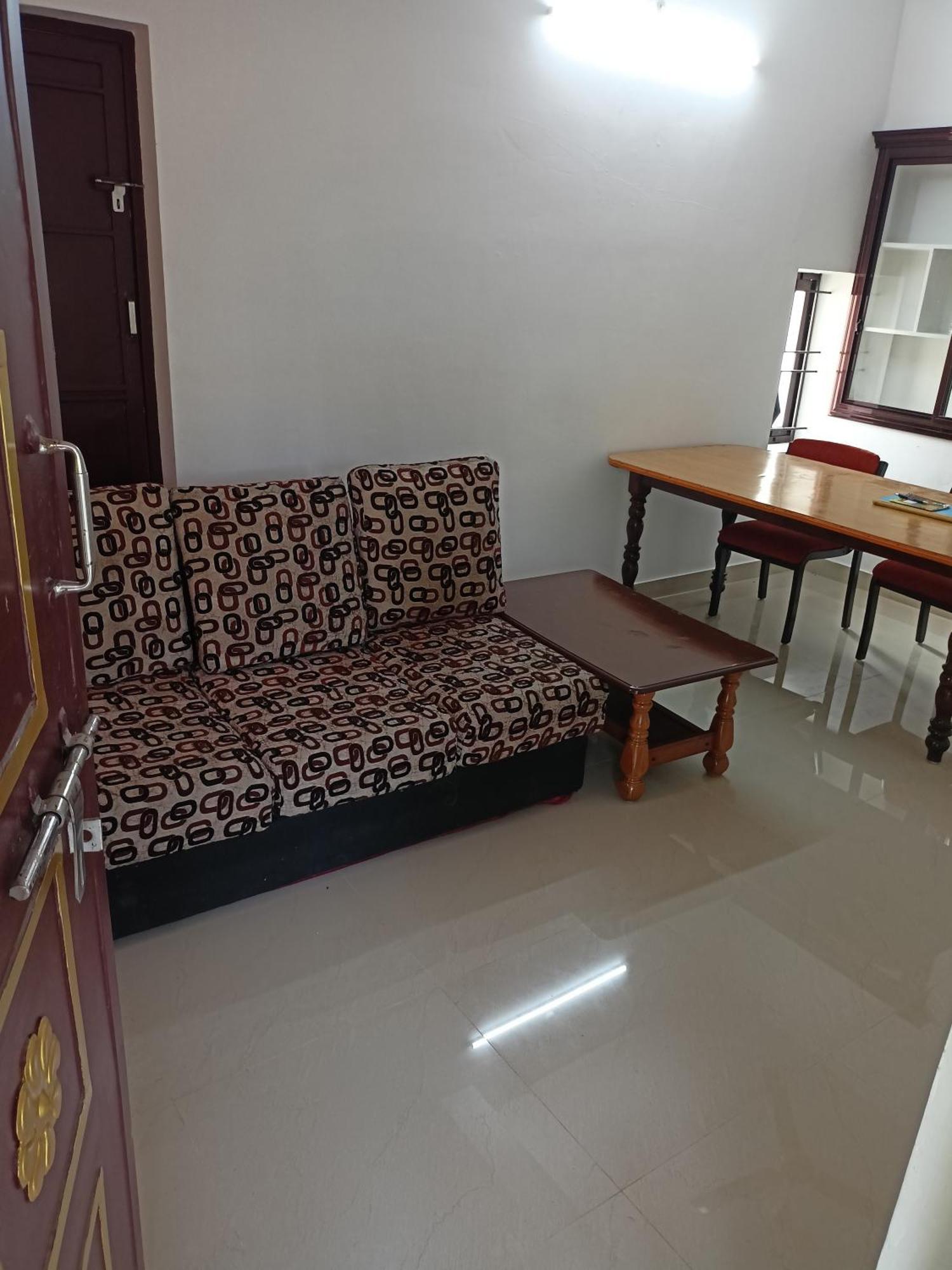 Space Villa Homestay Irimbranallur Dış mekan fotoğraf